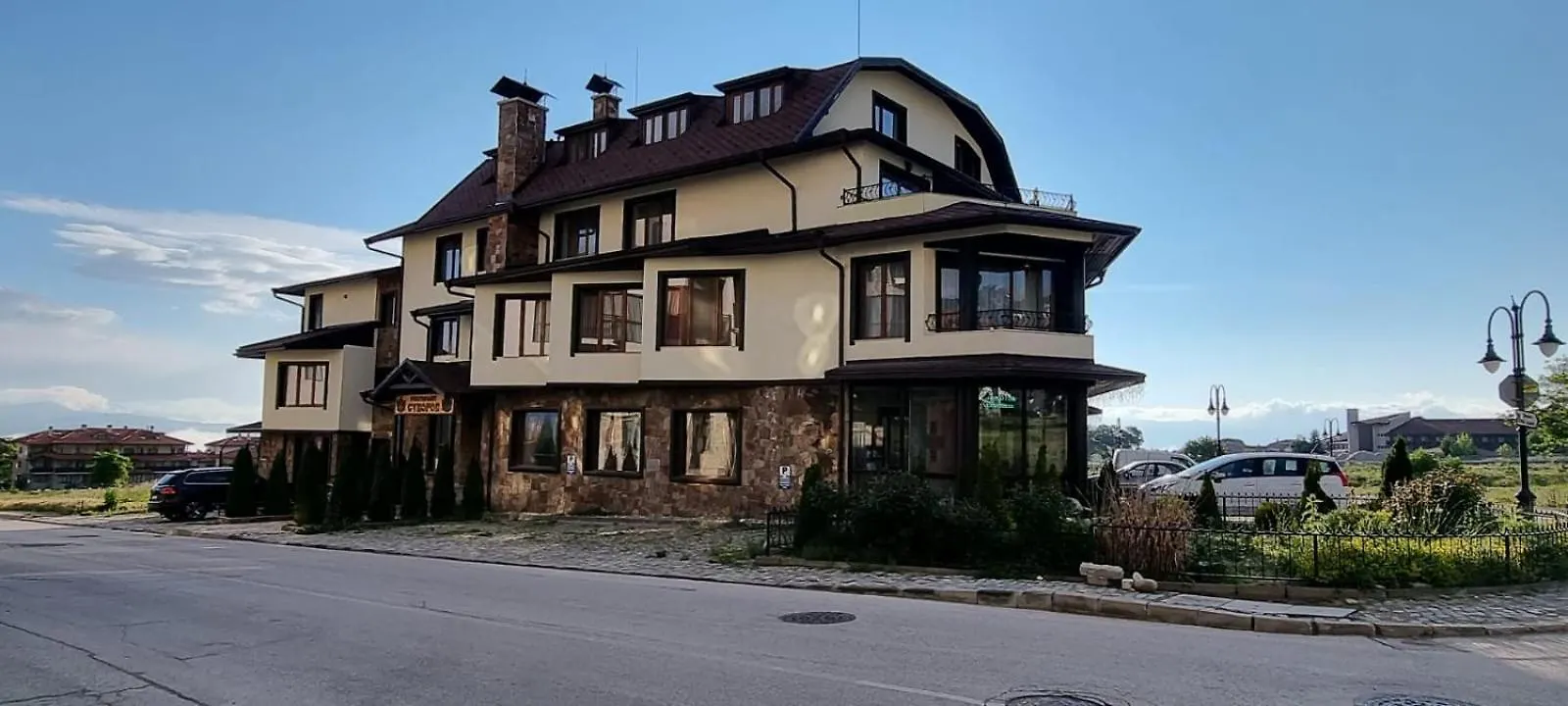 Gondola Apartments Bansko - Suvorov Vip Complex contacts